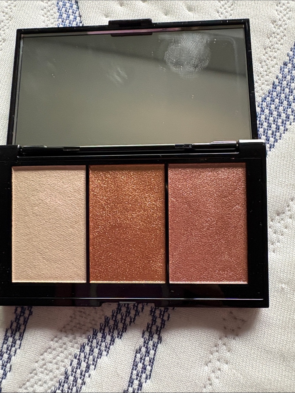 Elizabeth Arden Shimmer Trio Face Palette — Champagne, Copper & Rose Bronze